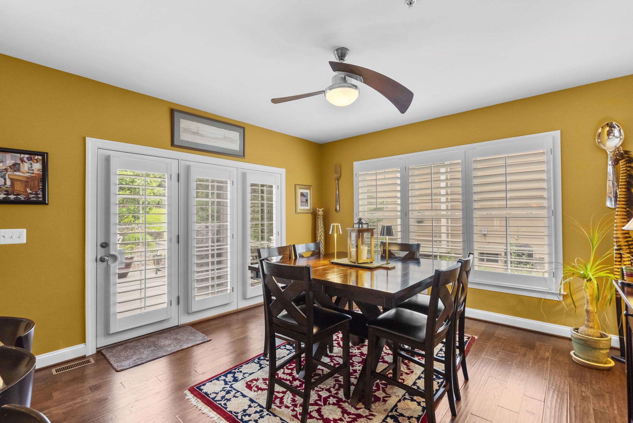 Kitchen/Breakfast Area