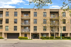 724 12th St 105_003