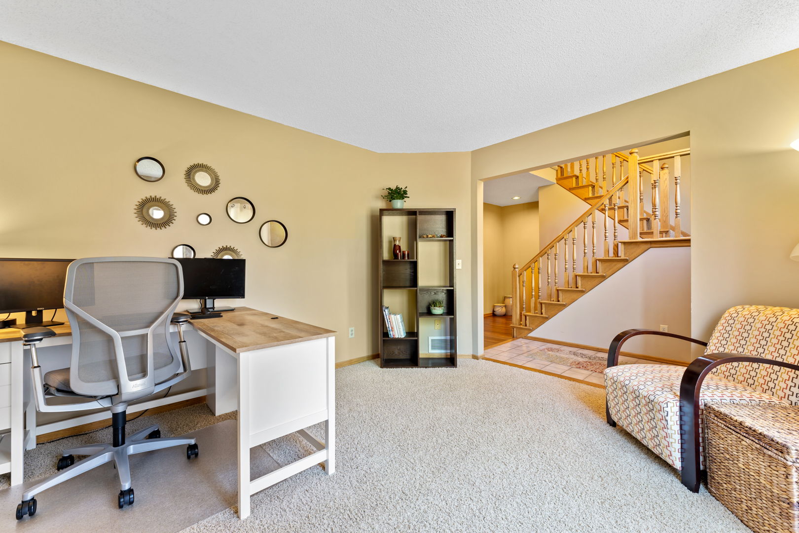 724 Chicago Dr, Burnsville, MN 55306, USA Photo 2