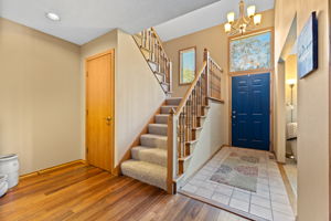 724 Chicago Dr, Burnsville, MN 55306, USA Photo 2