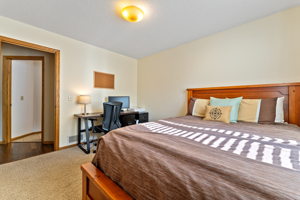 724 Chicago Dr, Burnsville, MN 55306, USA Photo 6