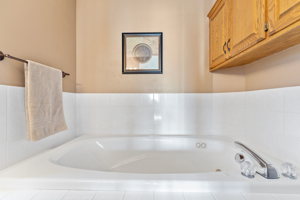 724 Chicago Dr, Burnsville, MN 55306, USA Photo 21