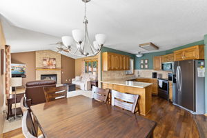 724 Chicago Dr, Burnsville, MN 55306, USA Photo 9