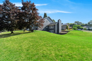 724 Chicago Dr, Burnsville, MN 55306, USA Photo 24