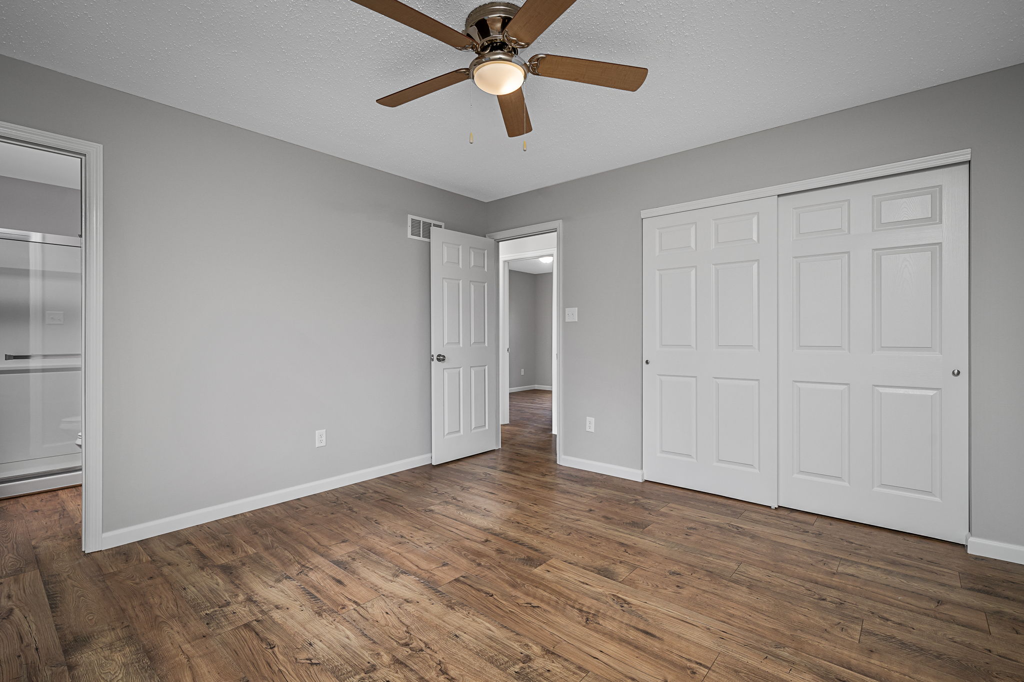724 N Yosemite Ct, St Peters, MO 63376, USA Photo 14