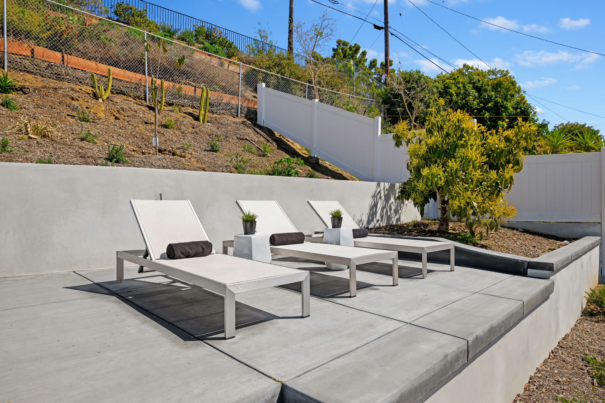 23 - Lounge Deck