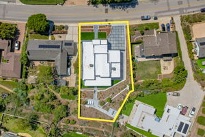 07 - 724 Via Arroyo (aerial)
