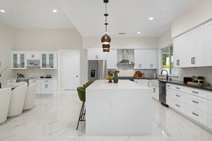 14 - Kitchen