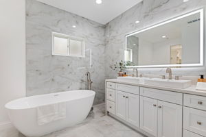 33 - Primary Bathroom