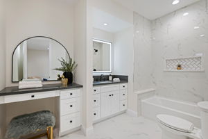 36 - Bathroom 2