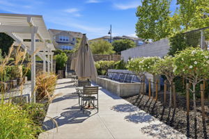042_F8_7240 Carneros Ln