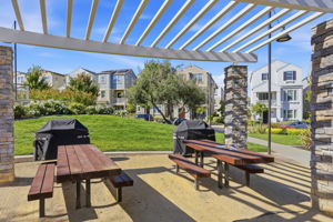 047_F8_7240 Carneros Ln