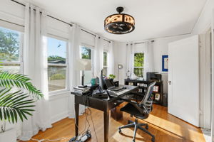  Photo 23