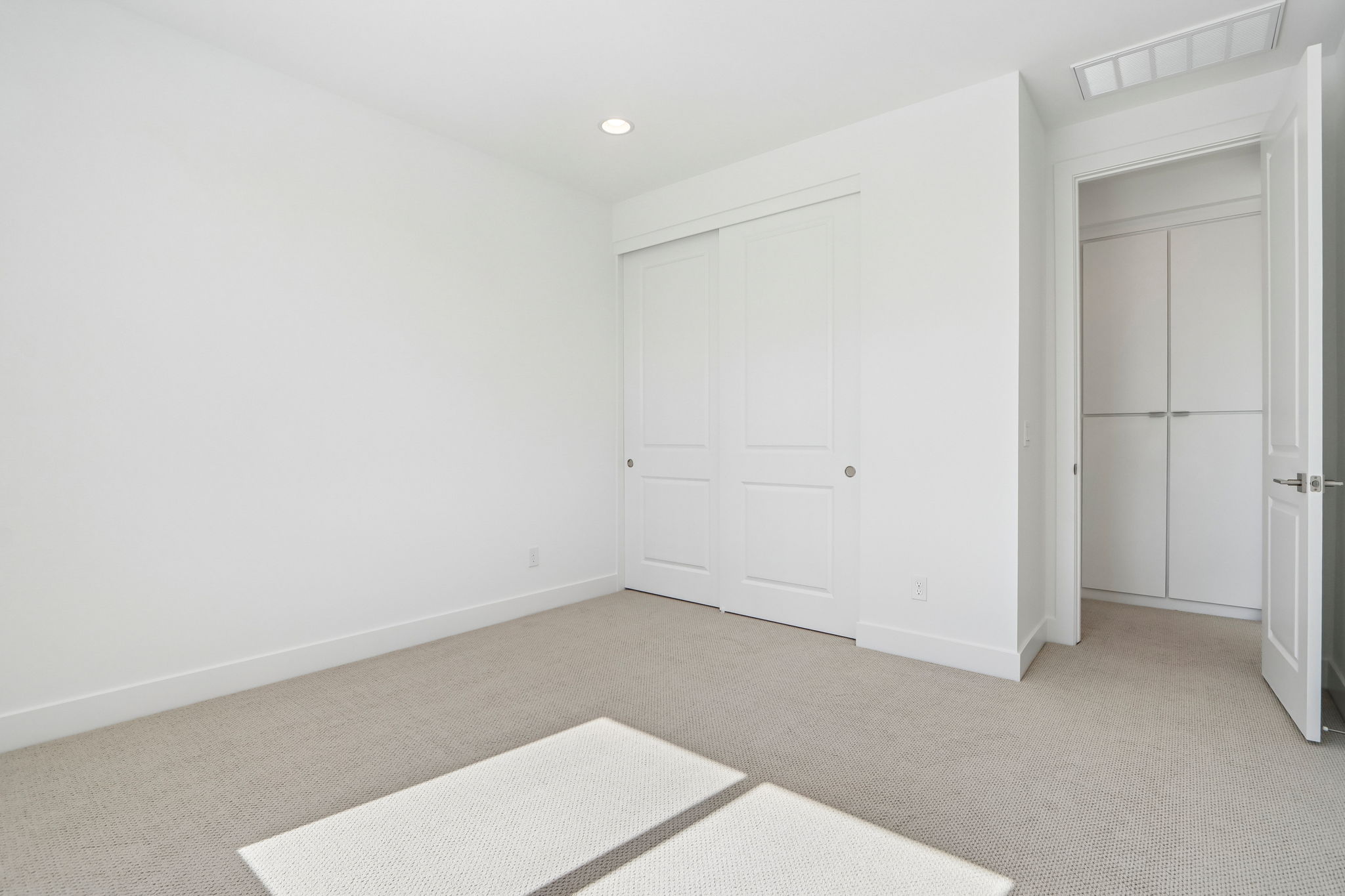 7242 W White Feather Ln Lot 1021-S0110-027