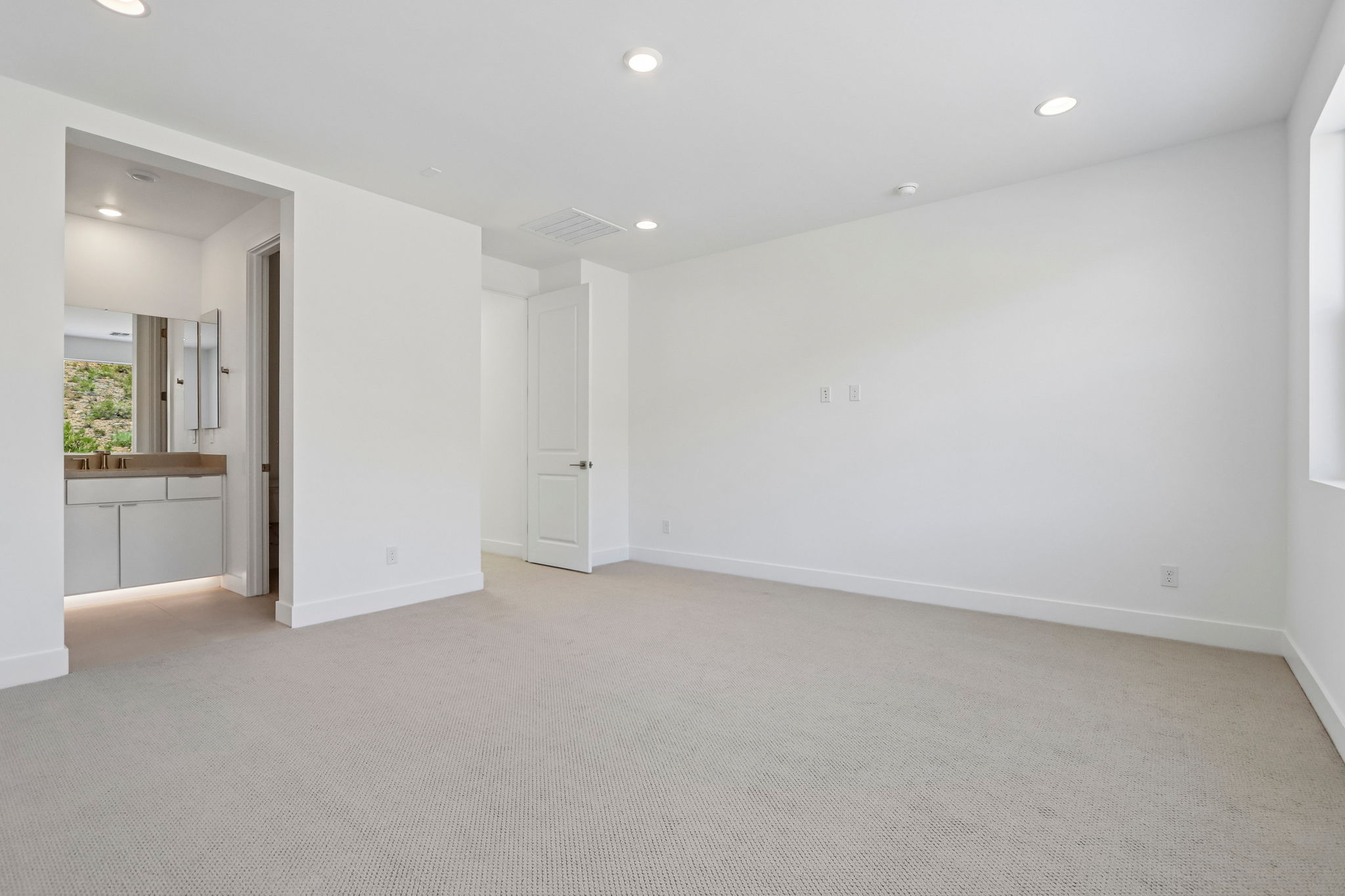 7242 W White Feather Ln Lot 1021-S0110-032
