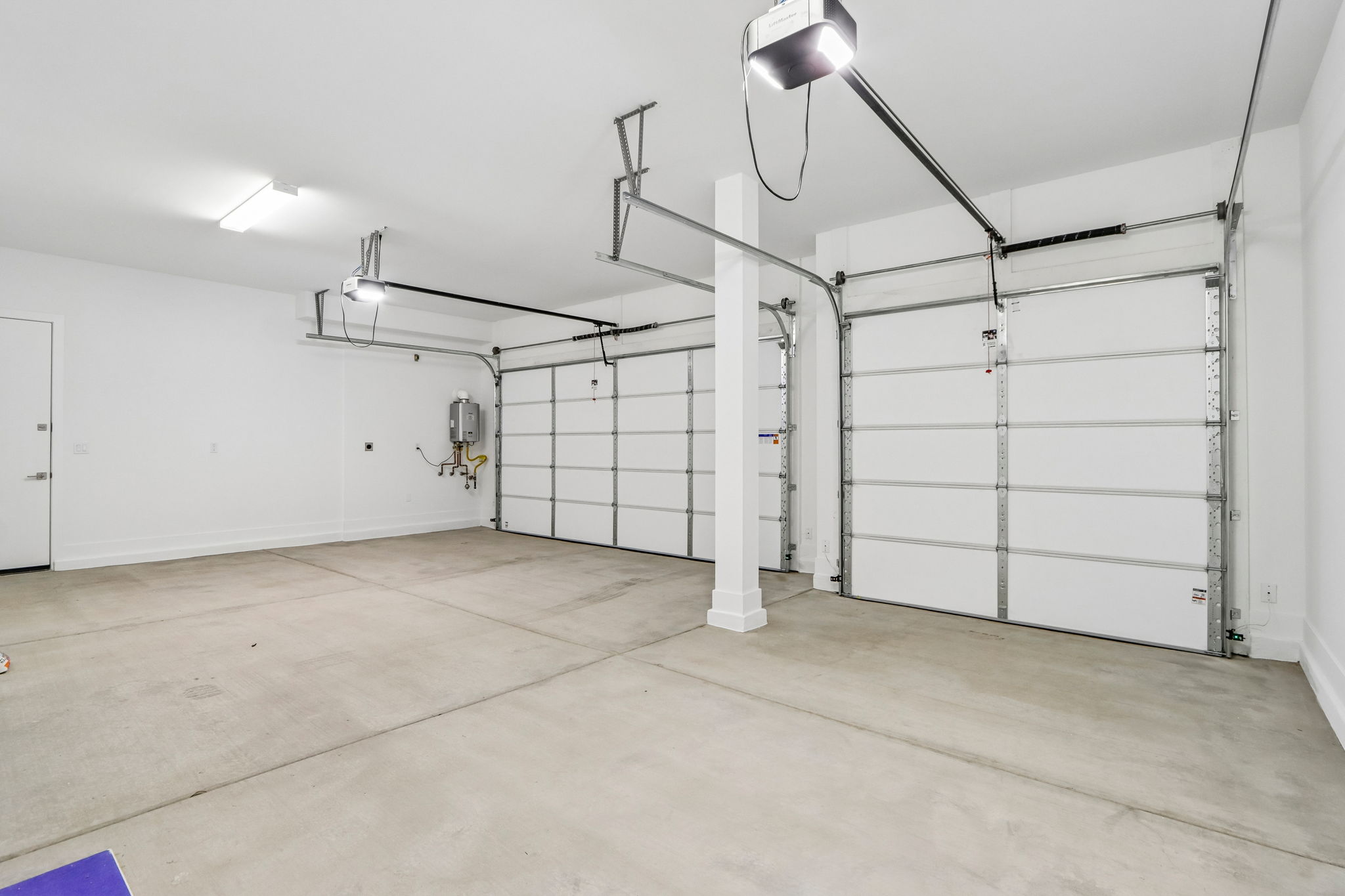 7242 W White Feather Ln Lot 1021-S0110-042