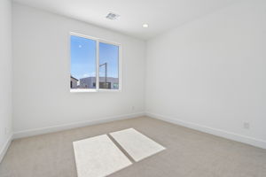 7242 W White Feather Ln Lot 1021-S0110-026