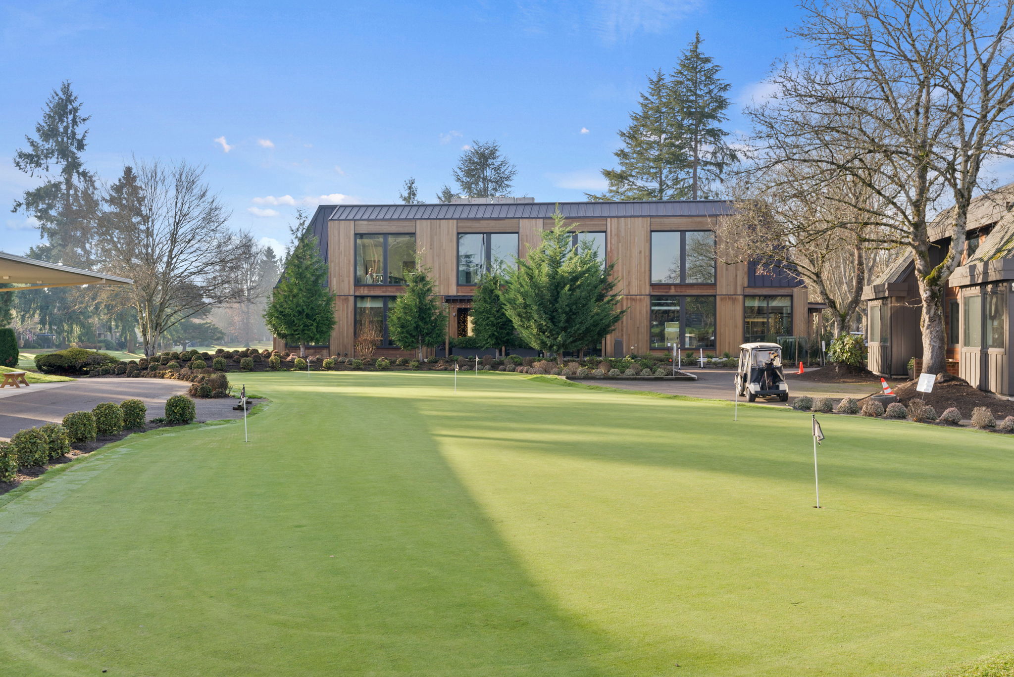 Charbonneau Country Club Putting Green - opt in for a fee