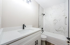 Bathroom 1a