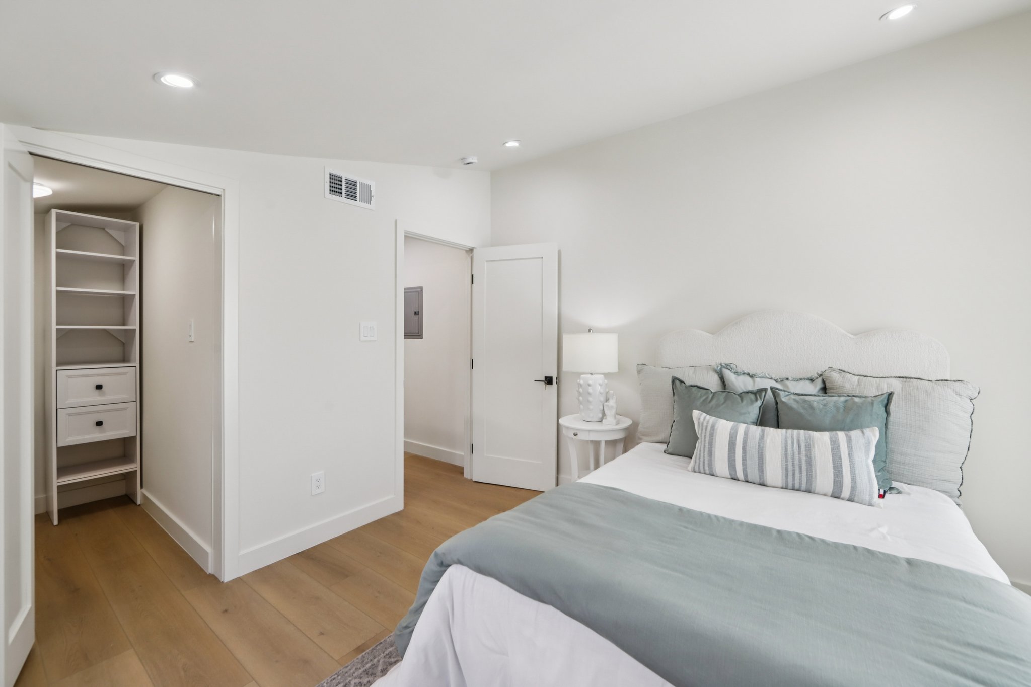 Alameda de las Pulgas-S0702-036.jpg