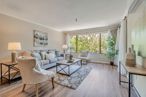 007_725 Mariposa Ave 102 