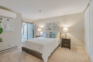 018_725 Mariposa Ave 102 