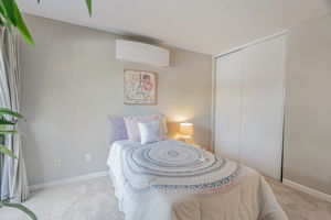 022_725 Mariposa Ave 102 