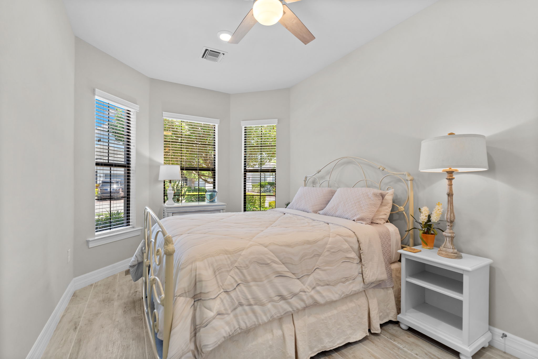 Second bedroom with bay window upgrade