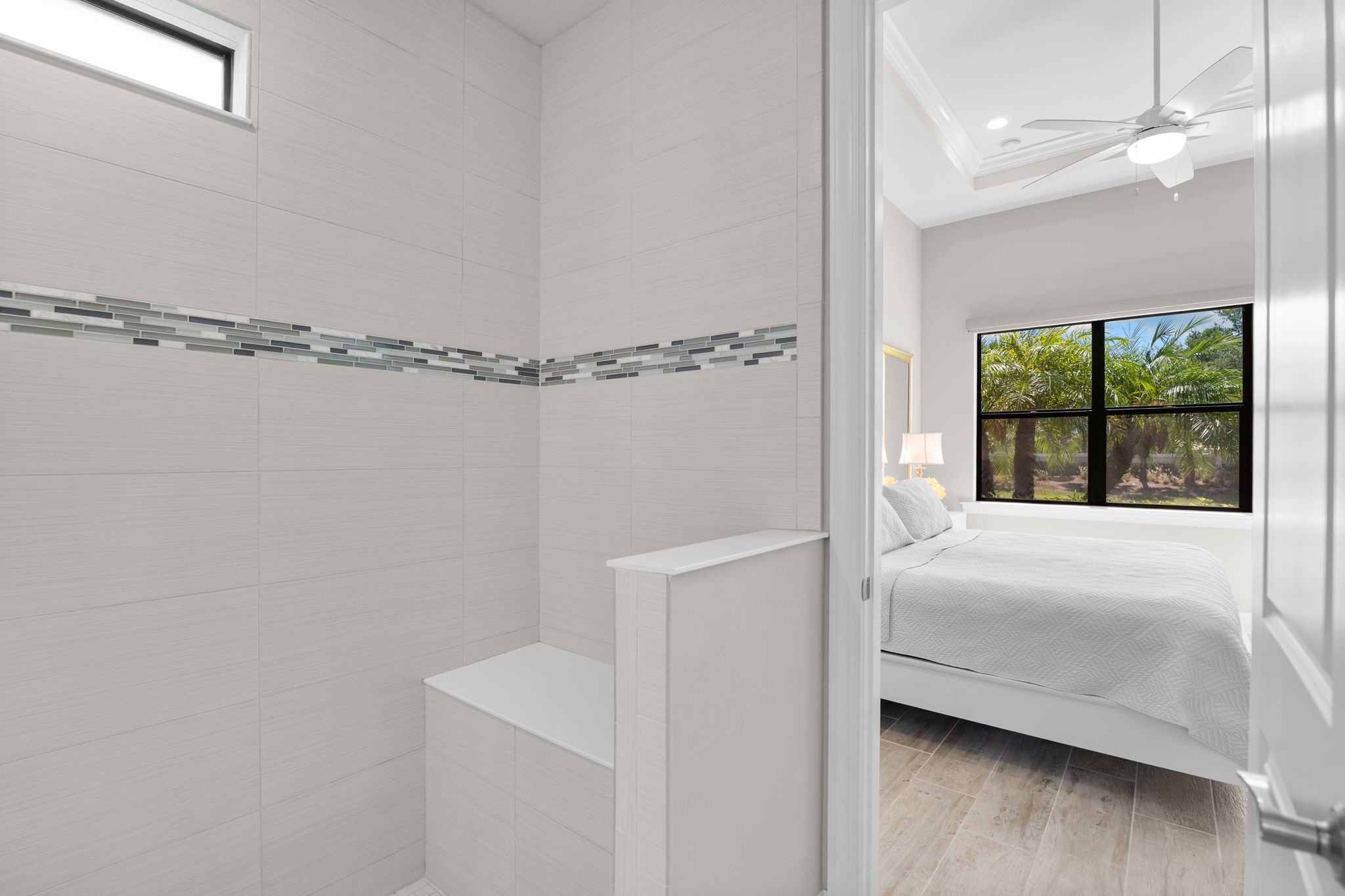 bench seating in oversized shower