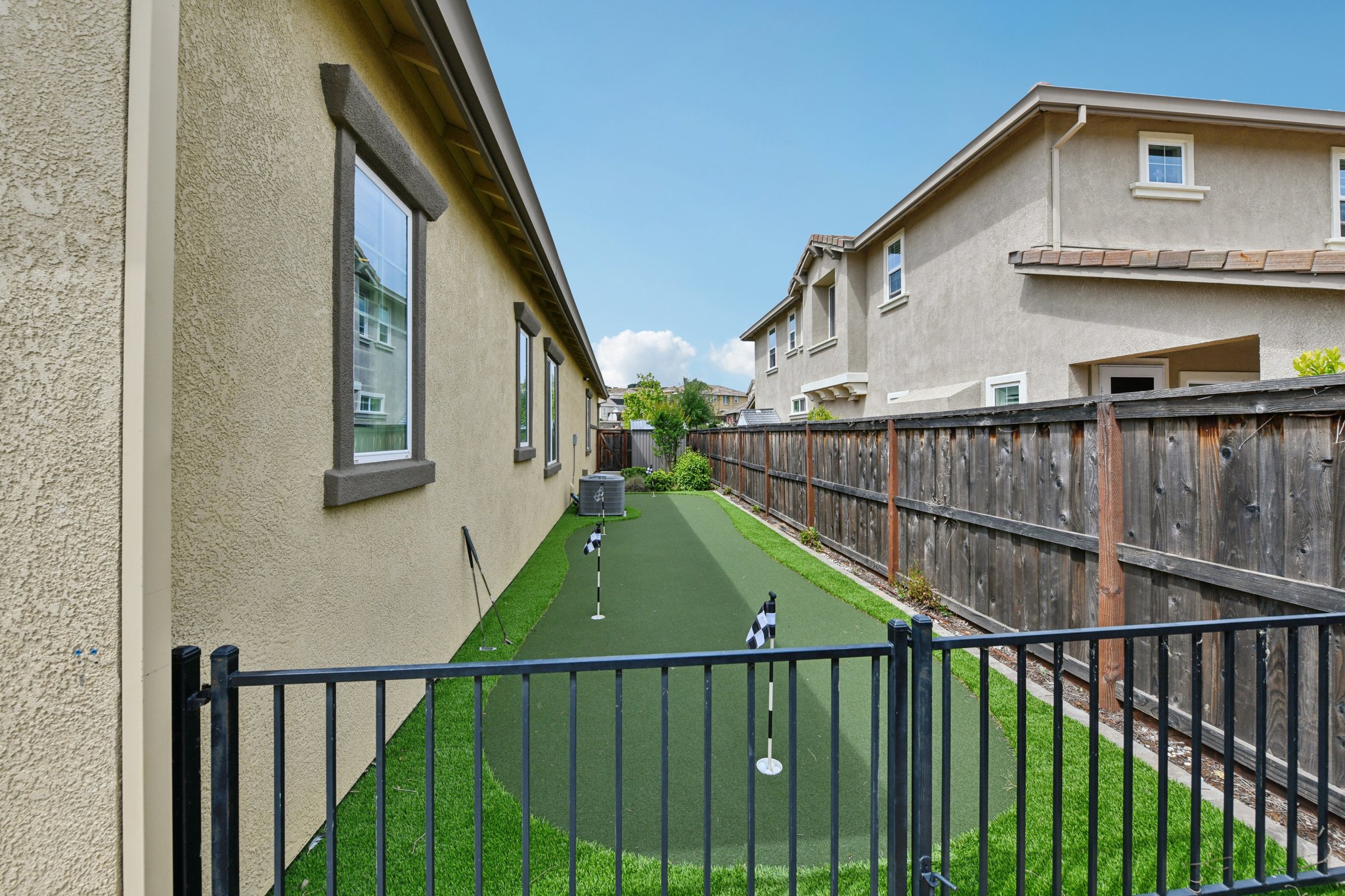 Elderberry Loop-S1604-045.jpg