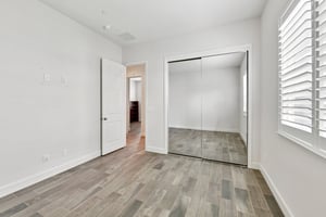 Elderberry Loop-S1604-029.jpg