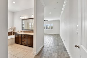 Elderberry Loop-S1604-030.jpg