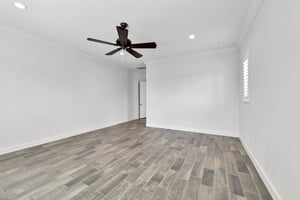 Elderberry Loop-S1604-032.jpg