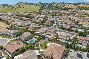 Elderberry Loop-S1604-061.jpg