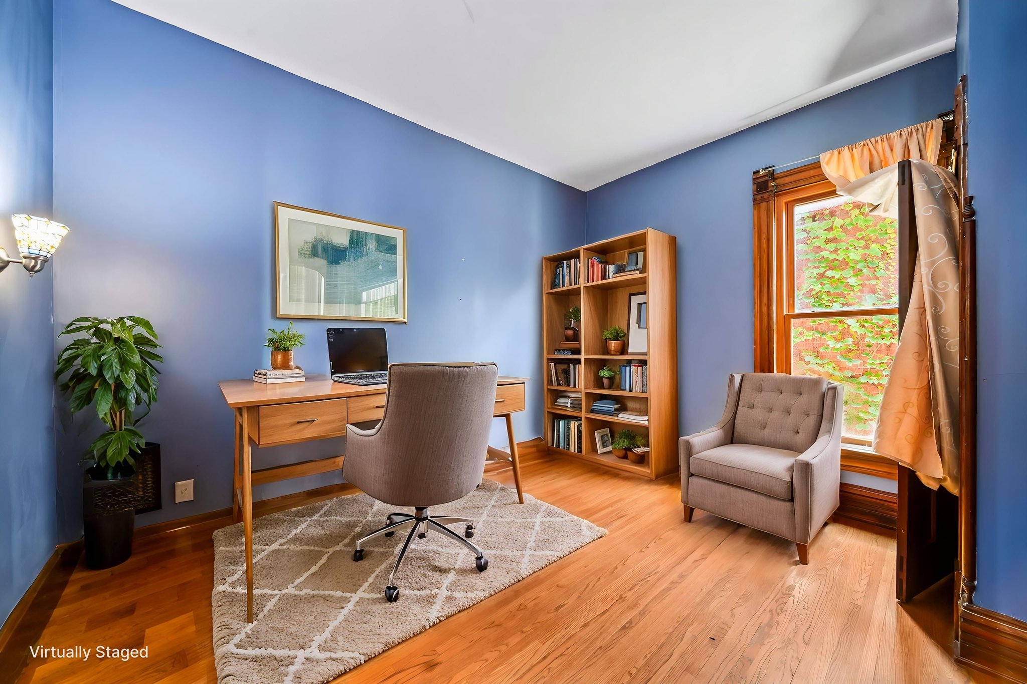 DSC05588 virtually staged.jpeg