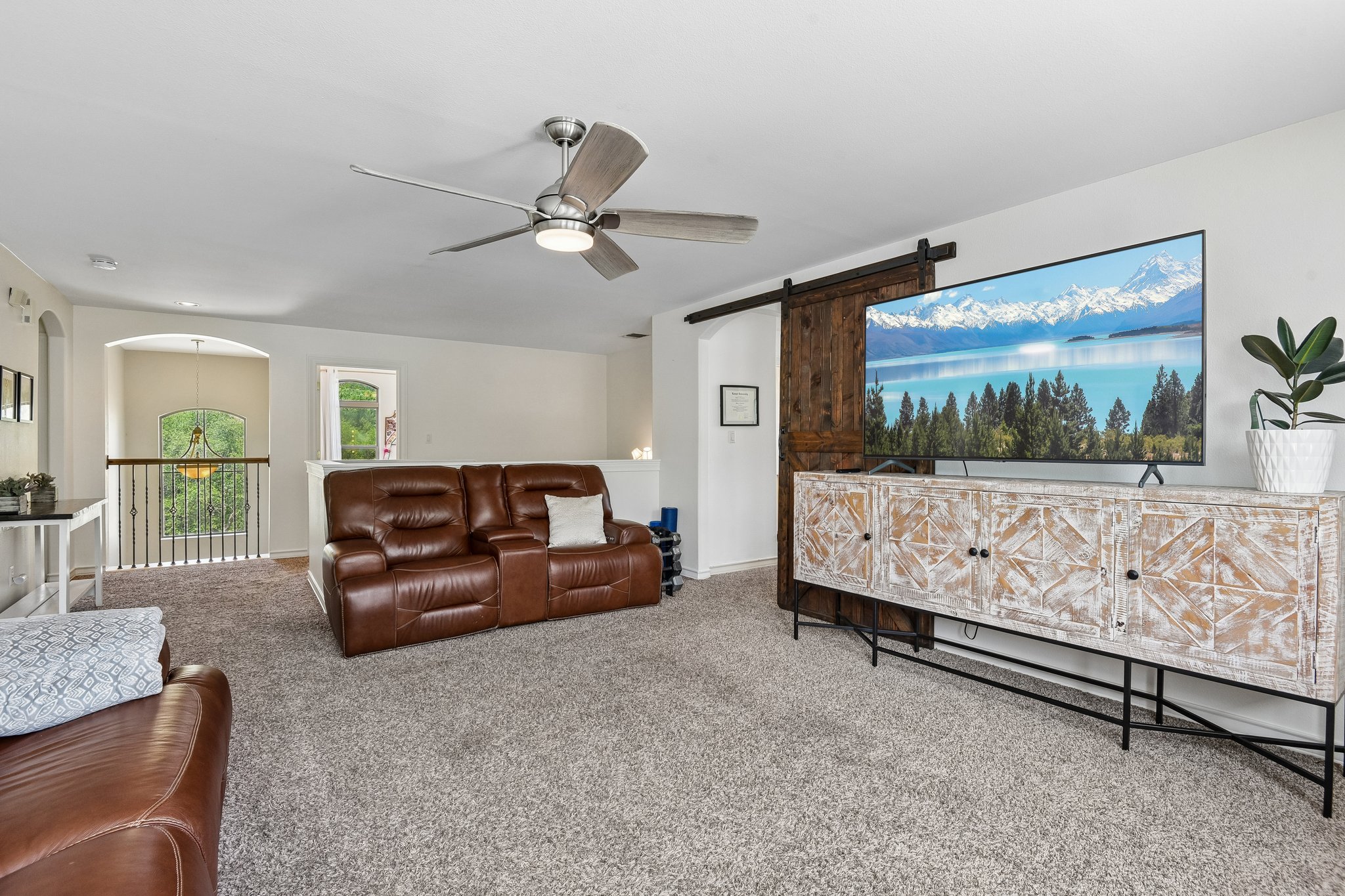 Ridge Trace-S2005-058.jpg