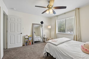 Ridge Trace-S2005-053.jpg
