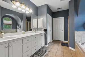 Ridge Trace-S2005-060.jpg