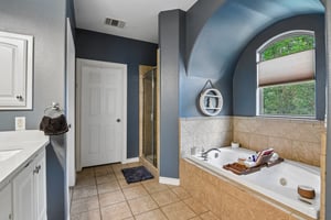 Ridge Trace-S2005-061.jpg