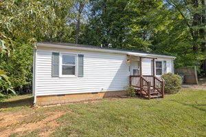 726 Ryan St, Salisbury, NC 28144, USA Photo 17