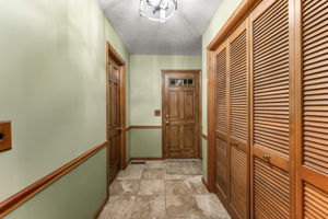  Photo 34
