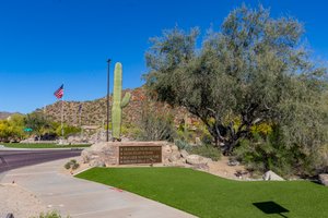 7260 E Eagle Crest Dr, Mesa, AZ 85207, USA Photo 3