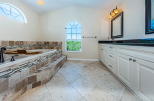 Upper Level Master Bathroom1b