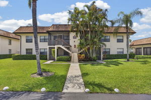  Photo 0