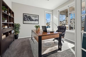 _DSC3977 virtually staged.jpeg