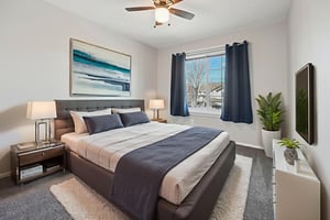 _DSC4043 virtually staged.jpeg