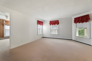AHM08426 furniture removed.jpeg