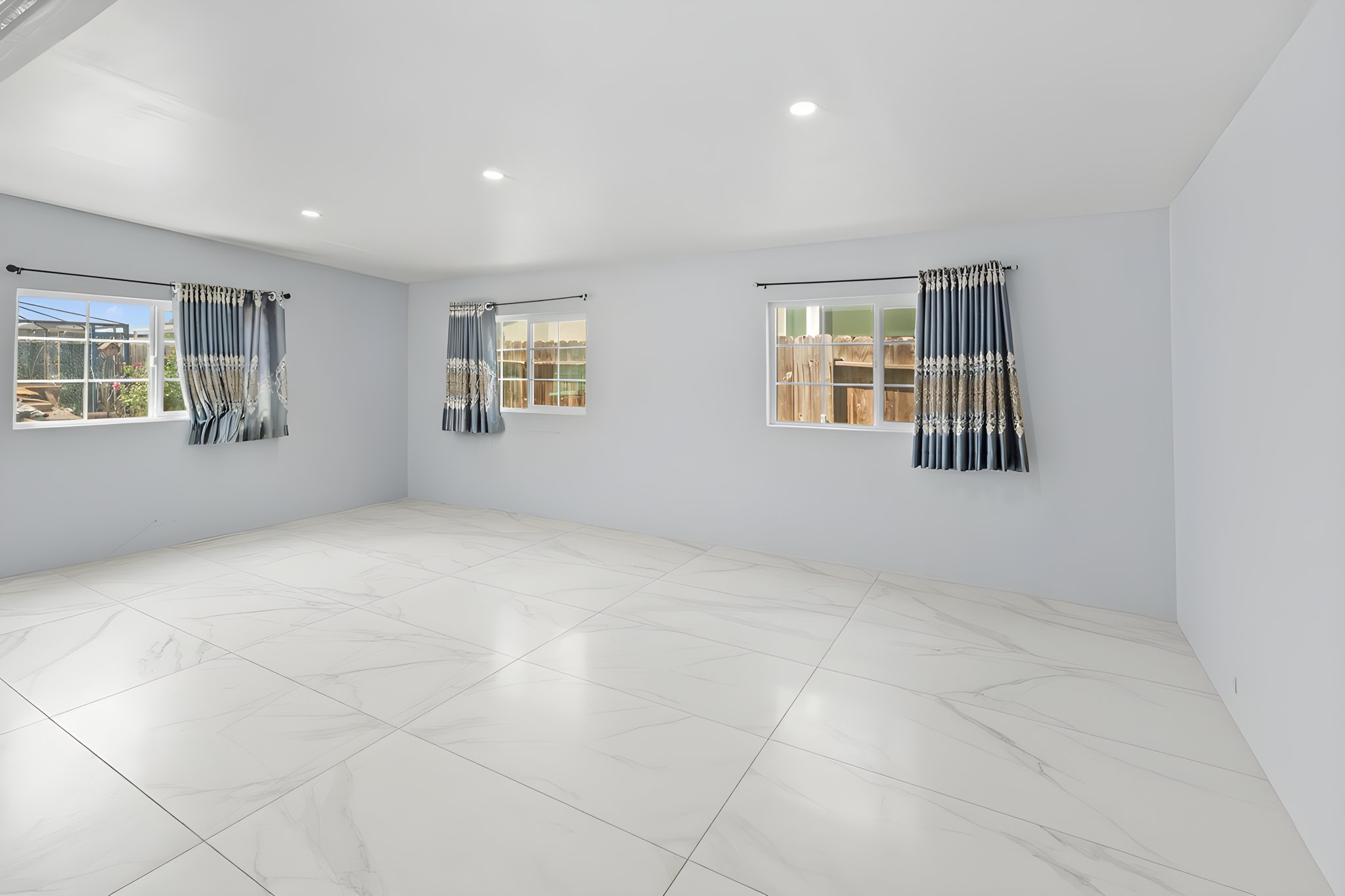 _BFE3382 furniture removed.jpeg