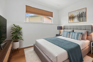 _BFE3258 virtually staged.jpeg