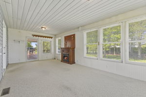  Photo 0